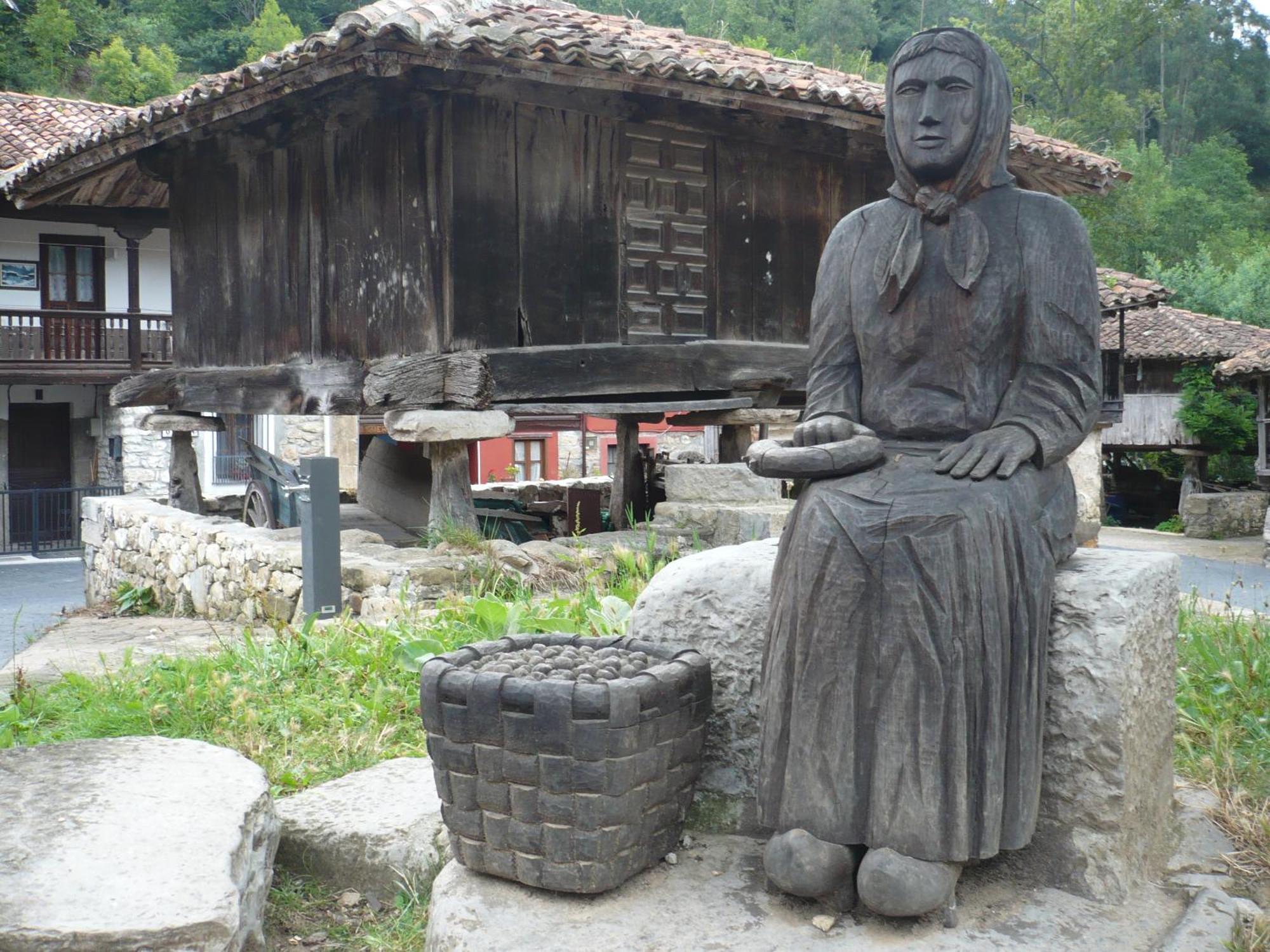 Aldea Del Trasgu Hotel Cuerres Luaran gambar
