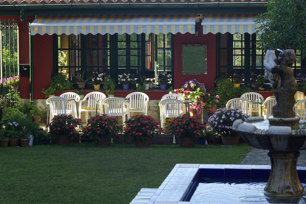 Aldea Del Trasgu Hotel Cuerres Luaran gambar
